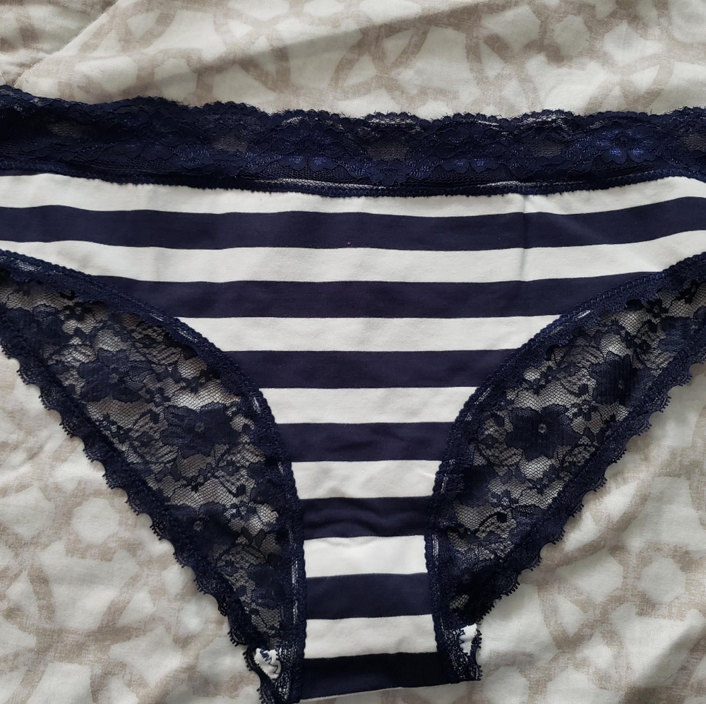 Splendies panties NWT 1x navy stripes